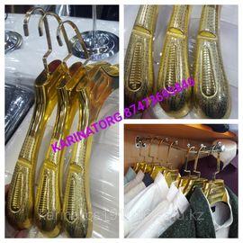 Плечики Каучуковые. Цвет золото/длина 440см