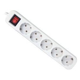 Удлинитель DEFENDER с заземлением и выключателем S550, 5.0 м, 5 розеток