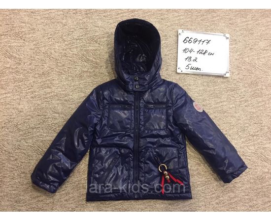Куртки и ветровки для маленьких детей