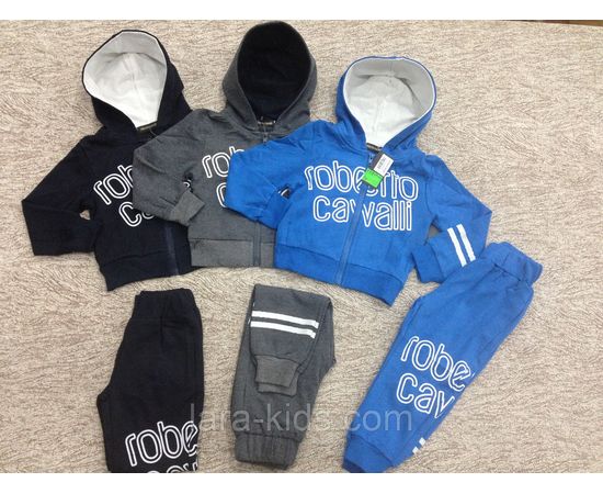 Спортивные костюмы