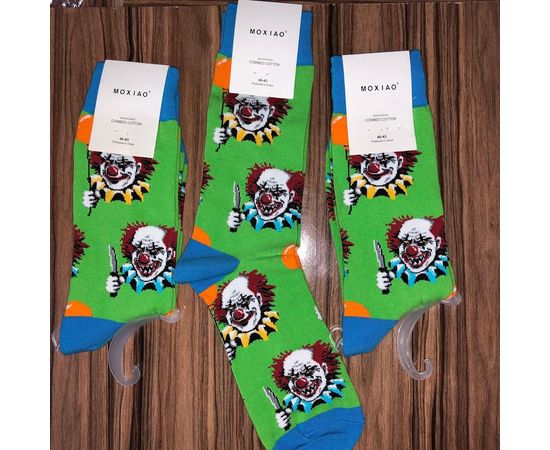 Носки с самым известным клоуном - Пеннивайзом