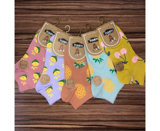 Укороченные носочки с фруктами