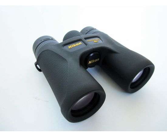 Бинокль Nikon PROSTAFF 7S 10x30